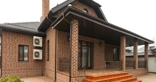 Строительство домов из кирпича с мансардой в Черногорске | от 3708 рублей