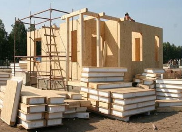 Заказать дом из щитовых панелей в Черногорске от 2012480 руб